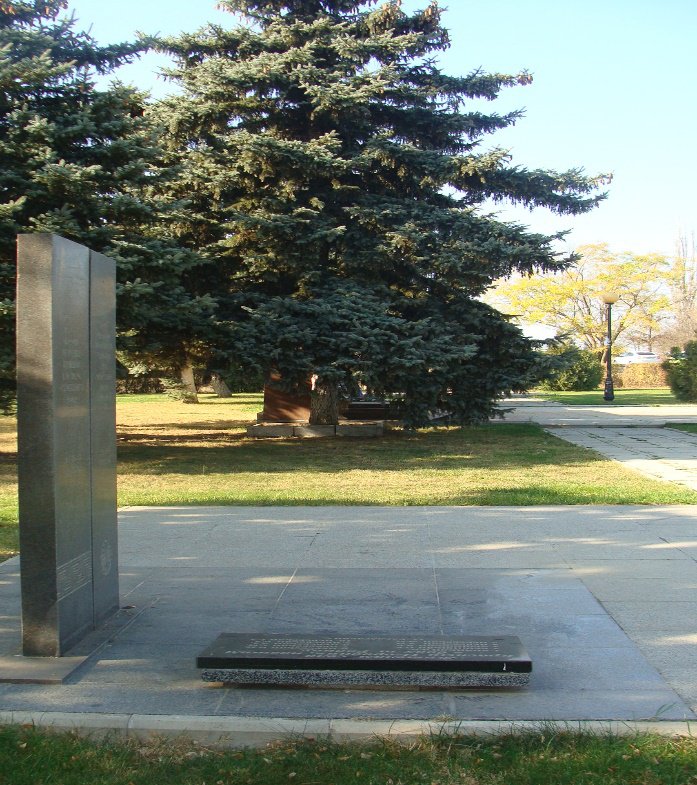 photo-0