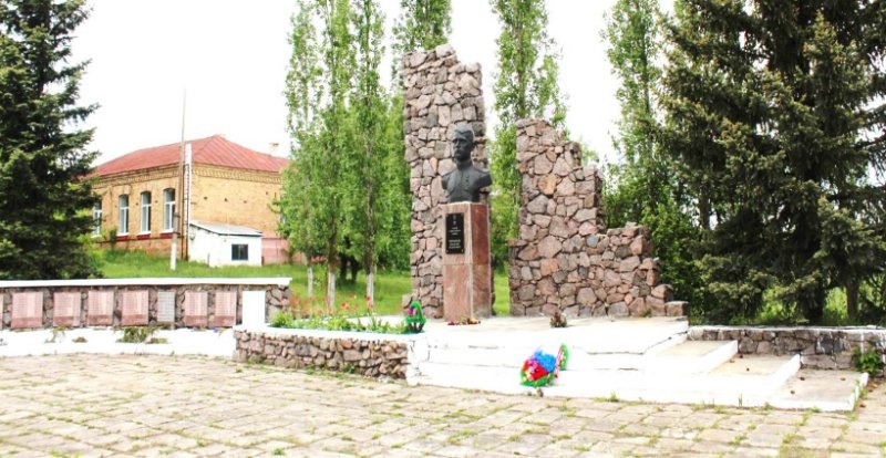 photo-0