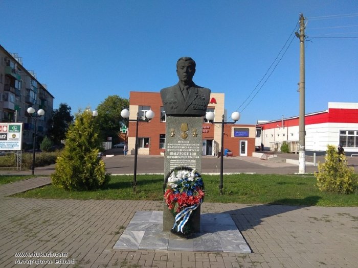 photo-0