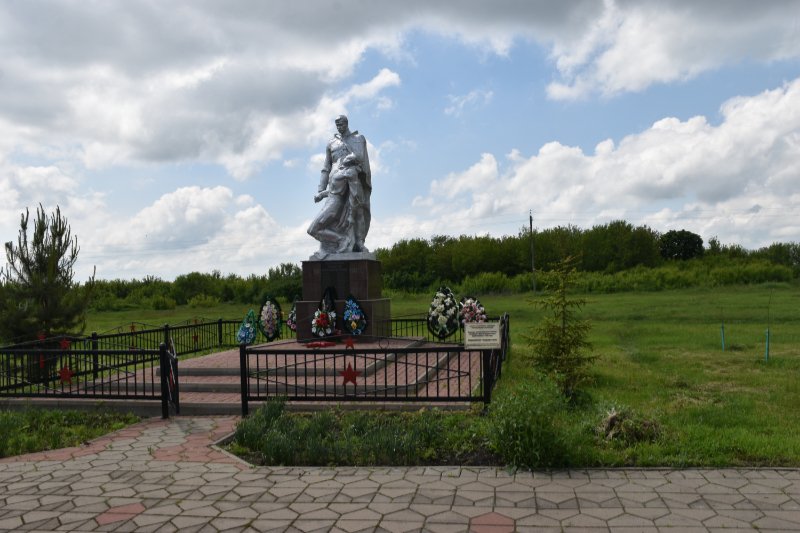 photo-0