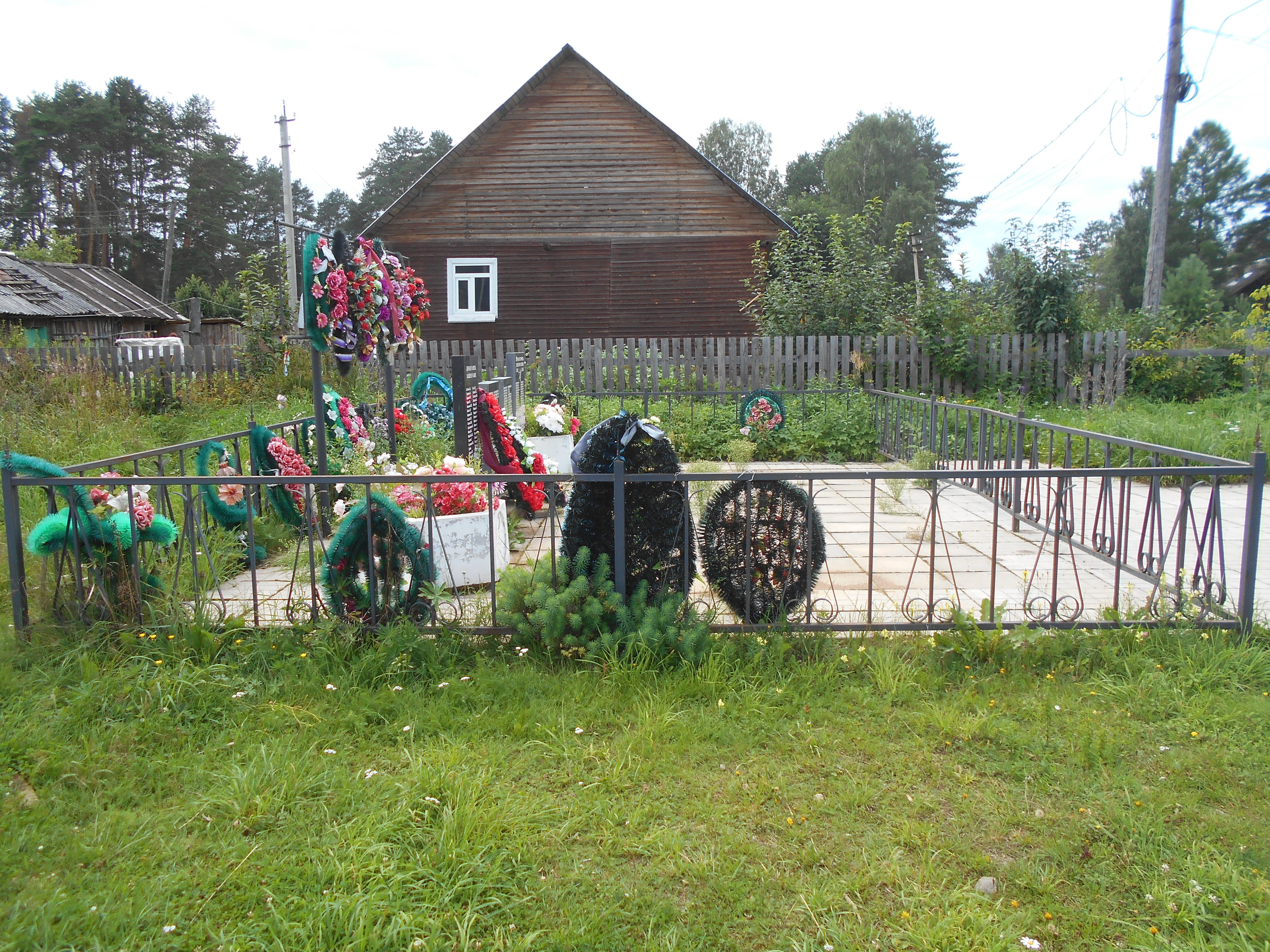 photo-0
