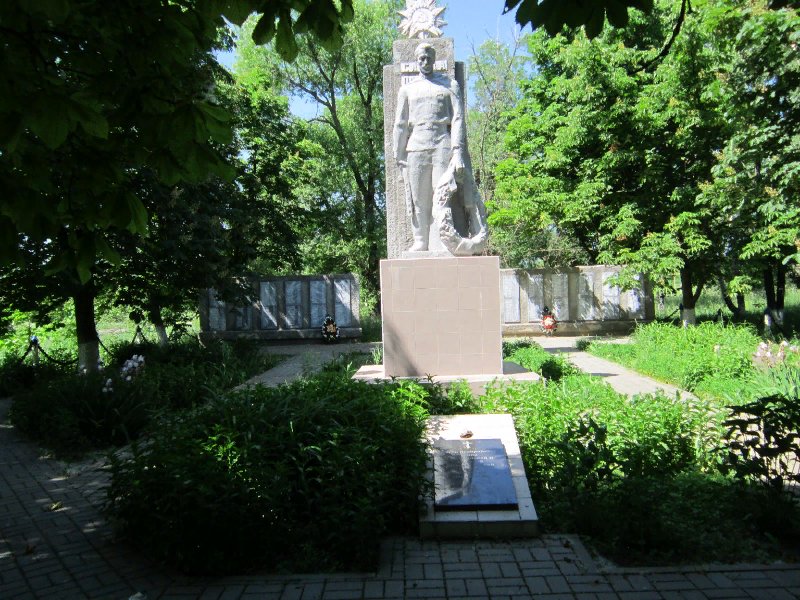 photo-0