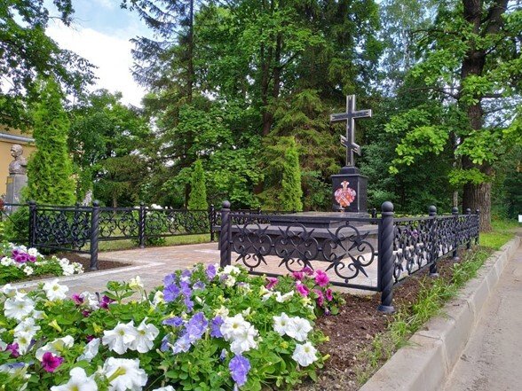 photo-0