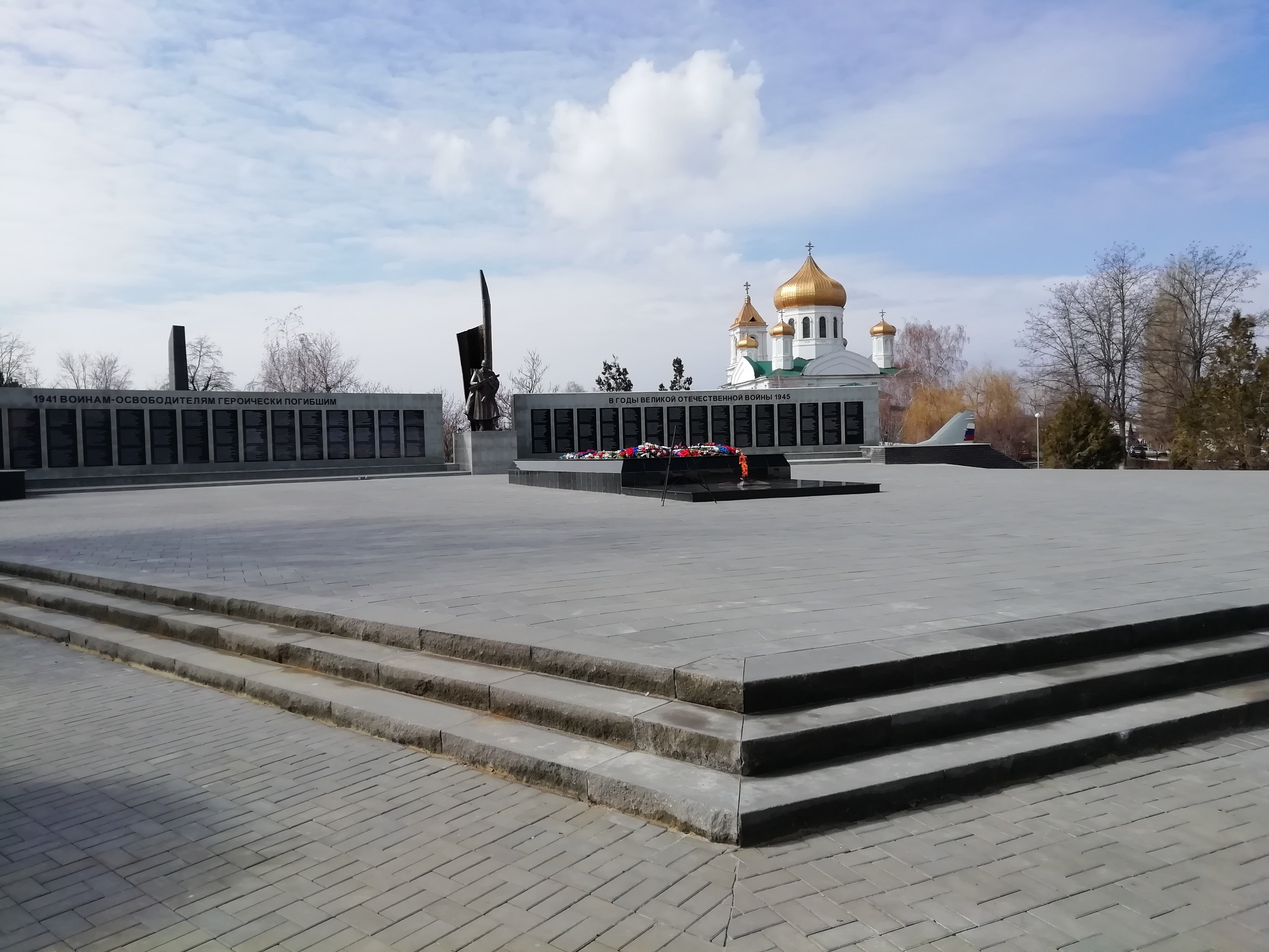 photo-0