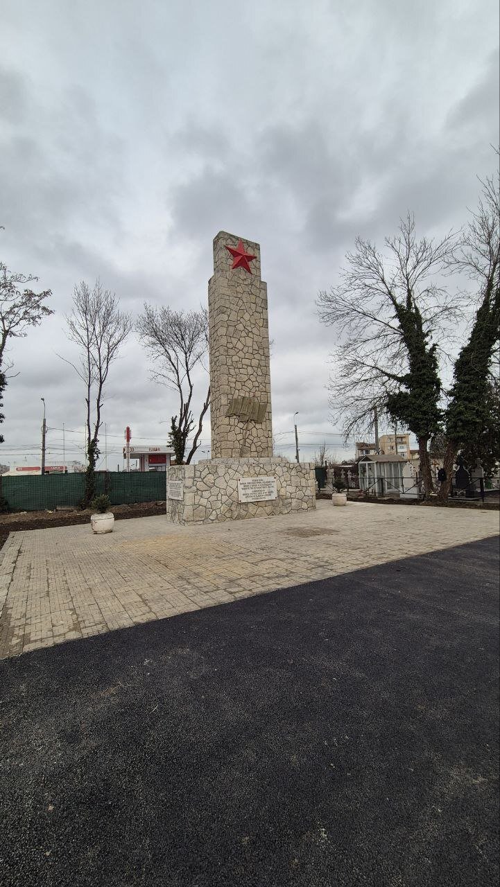 photo-0